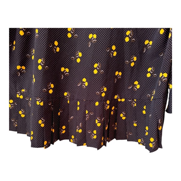 French Connection Aventine Light Pleated Shirt. Size Medium - Picture 9 of 15